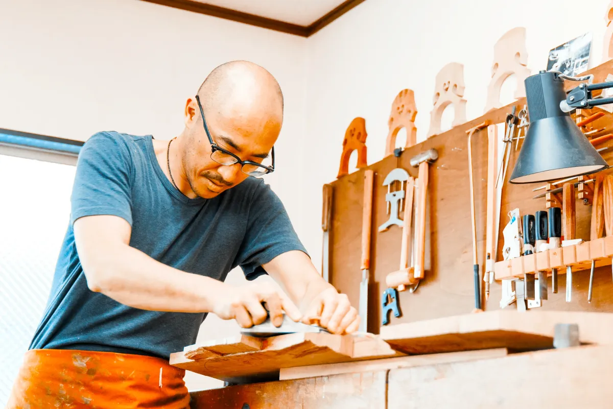 MAgility-InArt-woodwork1.webp