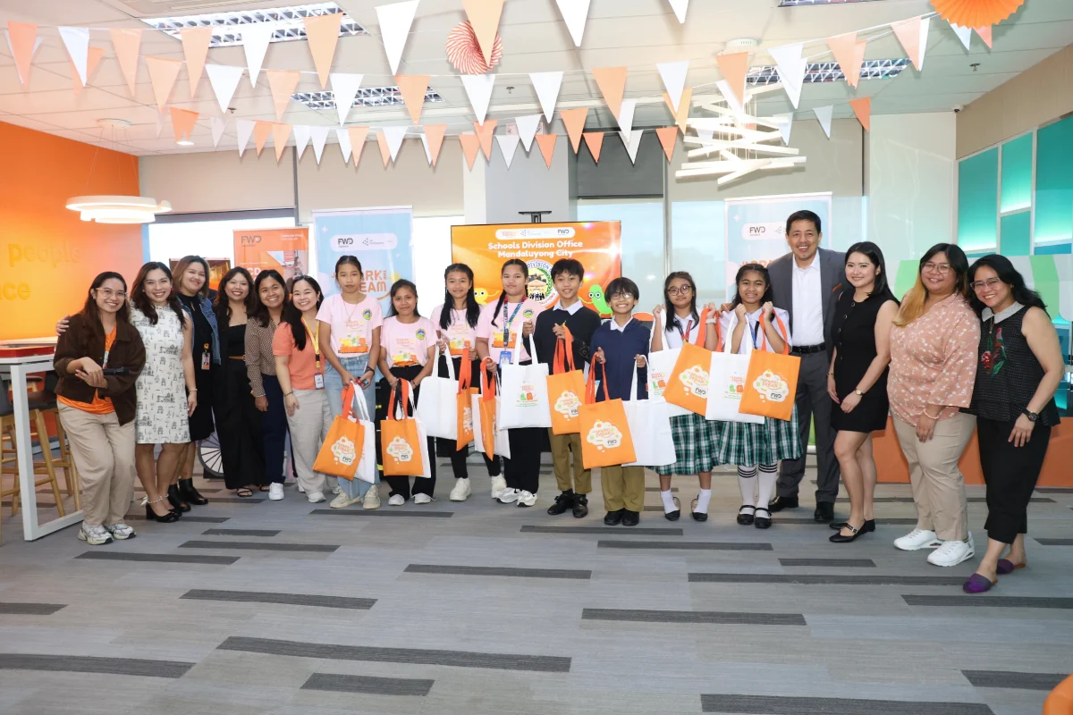 JA SparktheDream Awarding Ceremony - 1.webp